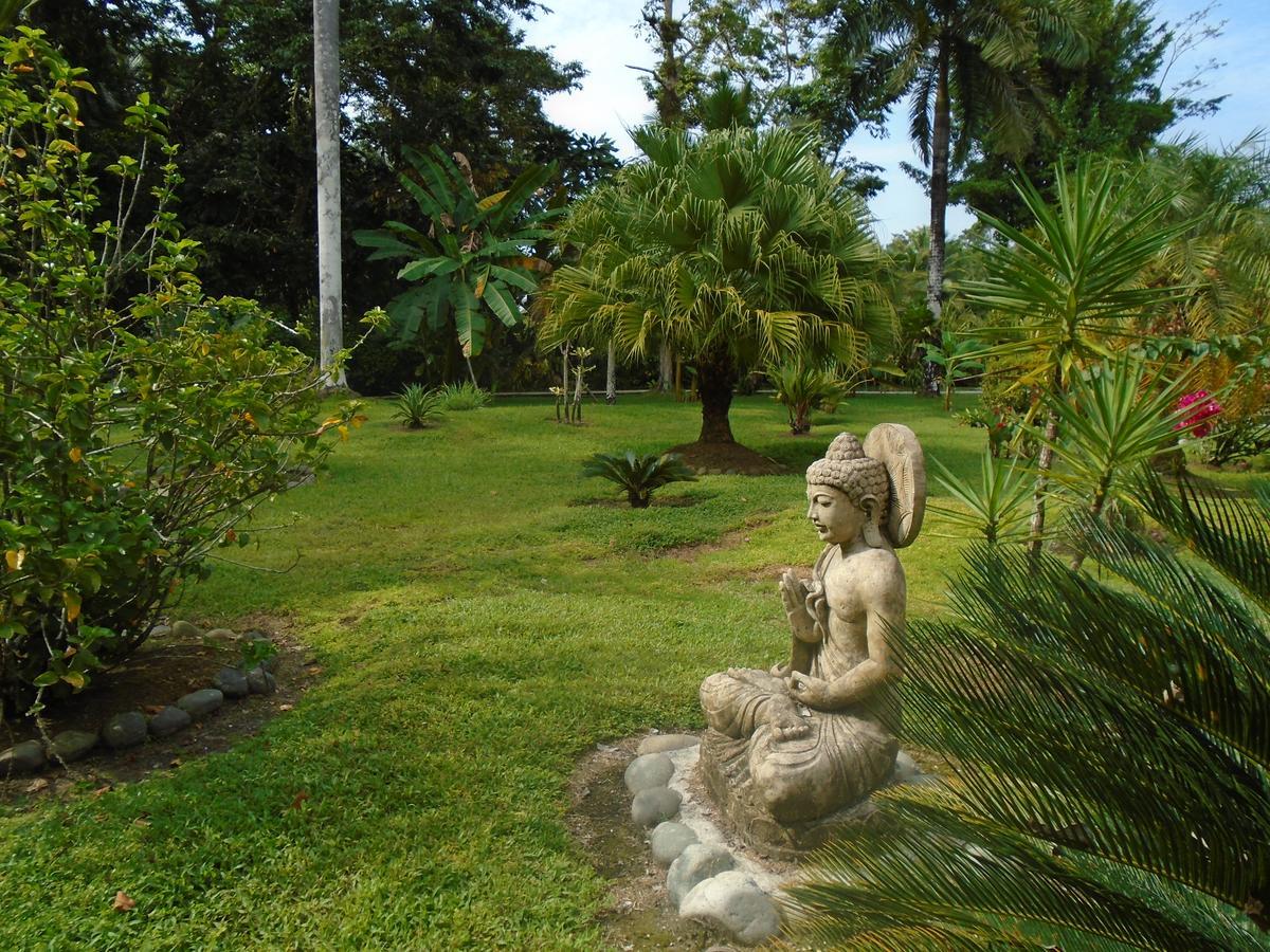 J And H Garden Cabinas Bocas del Toro Exteriér fotografie