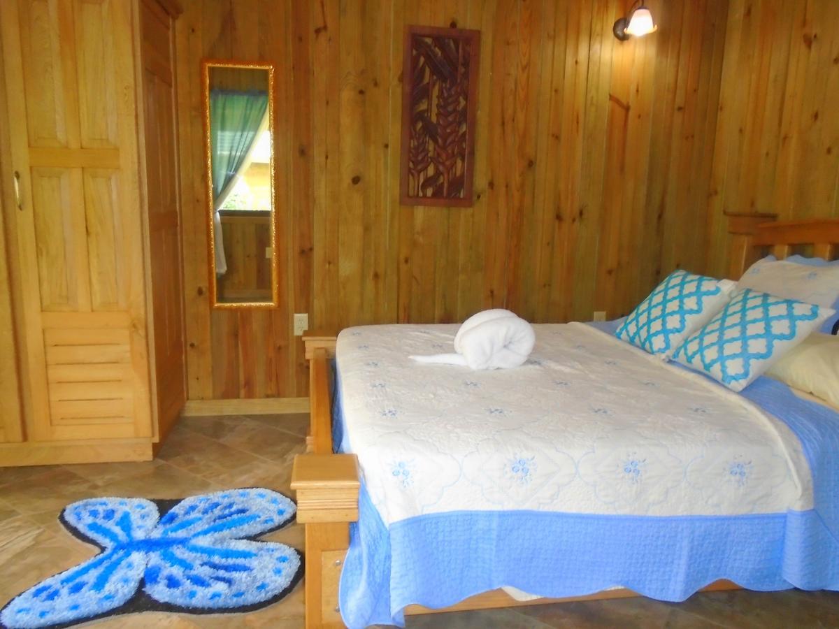 J And H Garden Cabinas Bocas del Toro Exteriér fotografie
